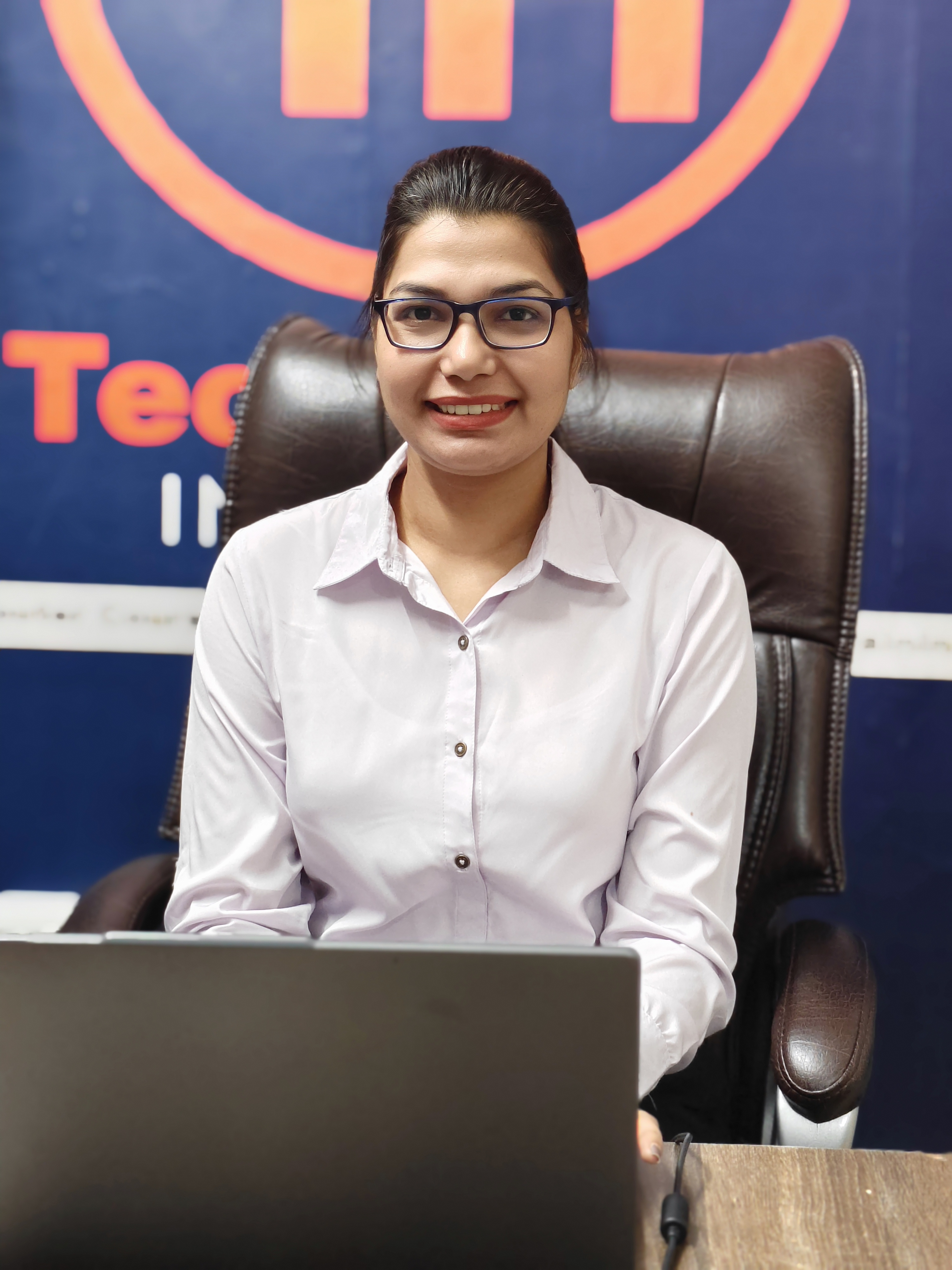 Founder and IT Trainer Gagandip Kaur at TechHeads Computer Institute